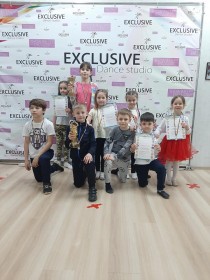 ����� ������ Exclusive Dance Studio ������ 1 ����� �� �������� � �������